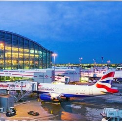 Retard à l'enregistrement dans les aéroports d'Heathrow et Gatwick ce matin en raison d'un problème informatique. (crédit : D.R.) Retard à l'enregistrement dans les aéroports d'Heathrow et Gatwick ce matin en raison d'un problème informatique. (crédit : D.R.)