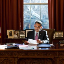 Au terme de son mandat, Barack Obama sanctionne le piratage des élections US par le régime russe. (Crédit Pete Souza/White House) Au terme de son mandat, Barack Obama sanctionne le piratage des élections US par le régime russe. (Crédit Pete Souza/White House)